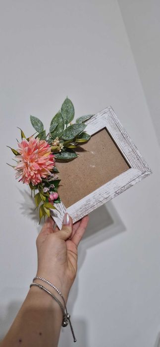 Рамка за снимка с цветя