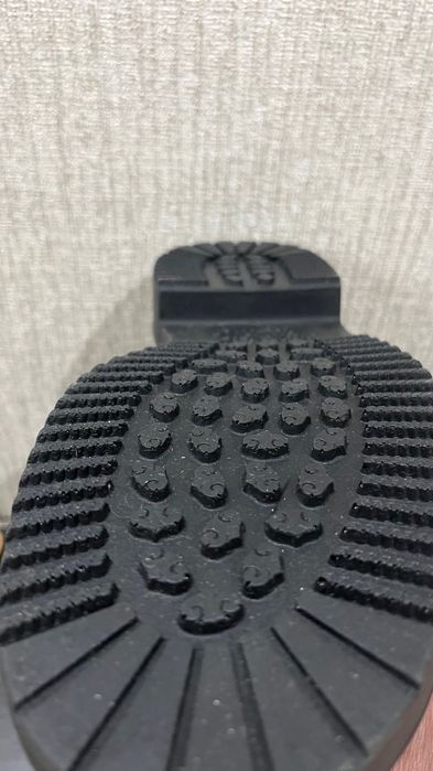 Продам сапоги Red Wings