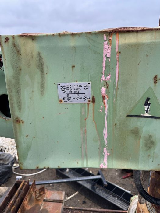 Радиально сверлильный станок