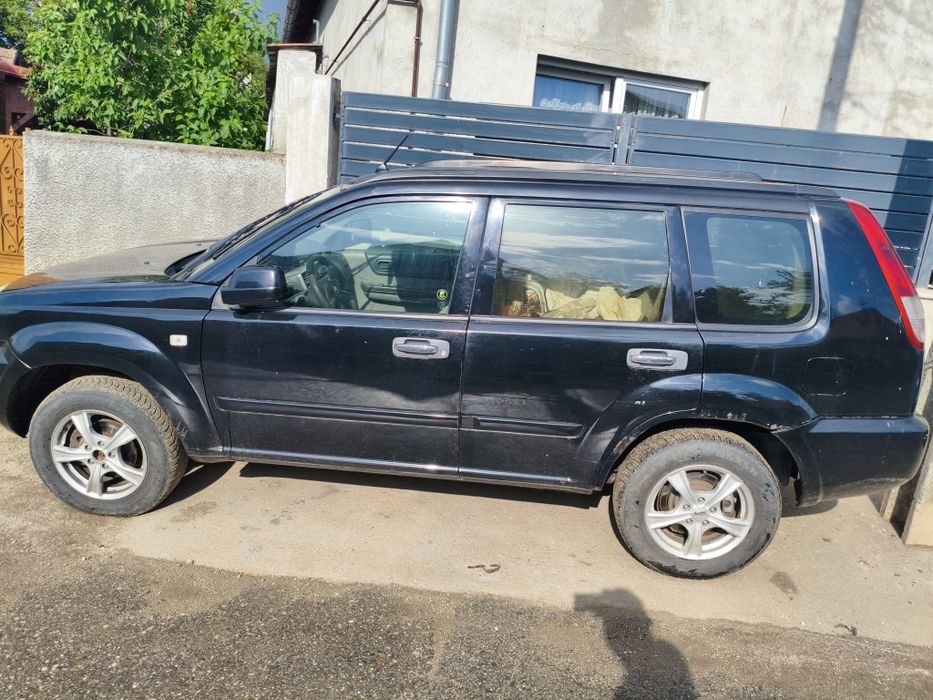 Nissan x trail T30