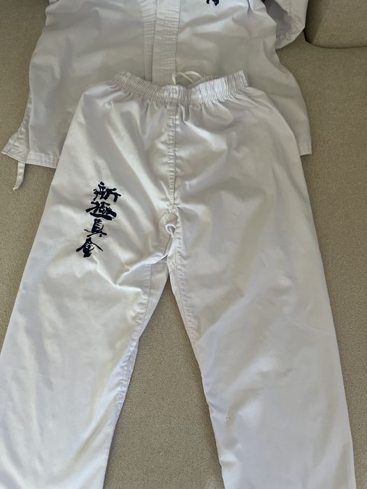 Форма для каратэ для девочек