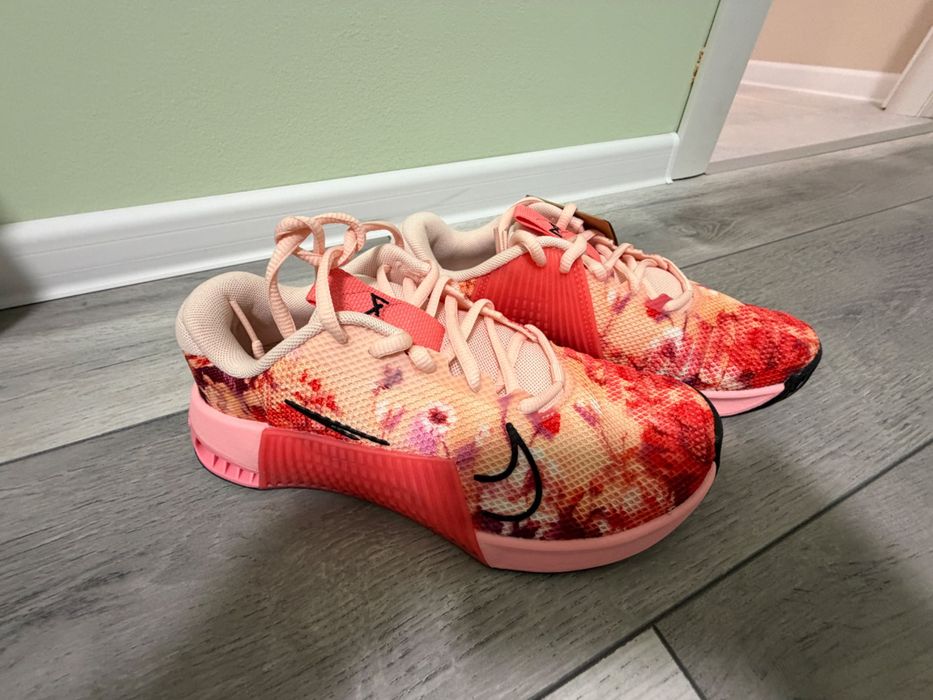 Nike нови дамски маратонки