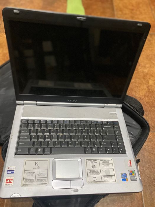 Ноутбук на запчасти