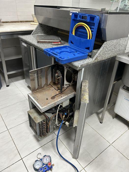 Ремонт холодильника.