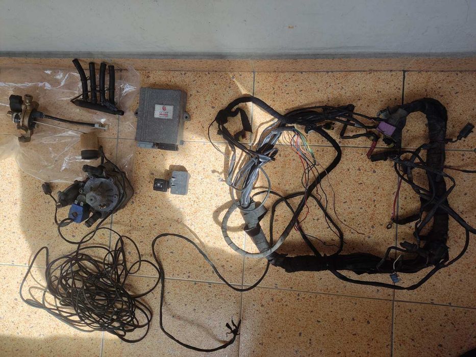 Почти цял газов инжекцион AEB