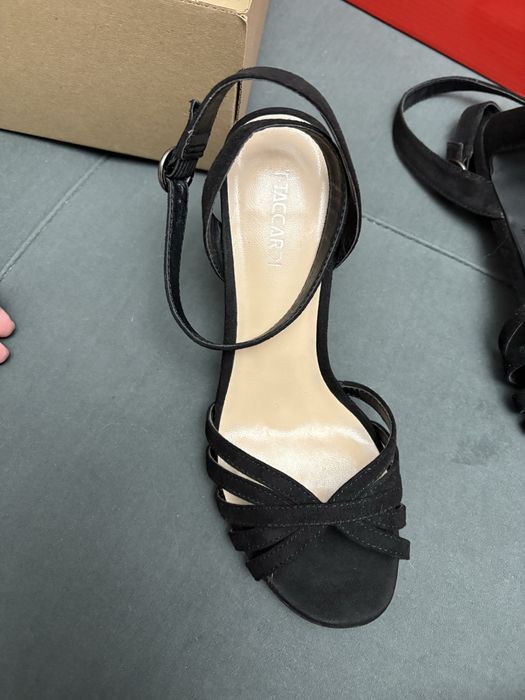 Продам туфли 36 рр. 2000 тг