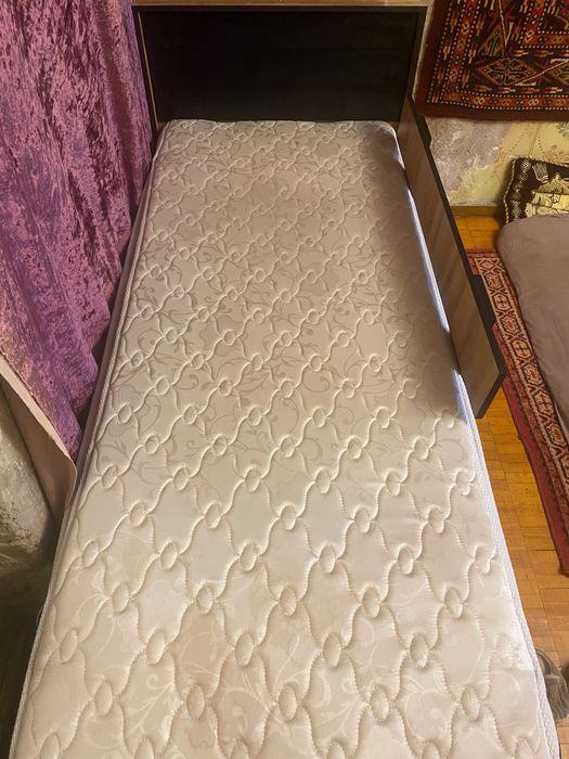 Кровать с матрасом 200х90 односпальная