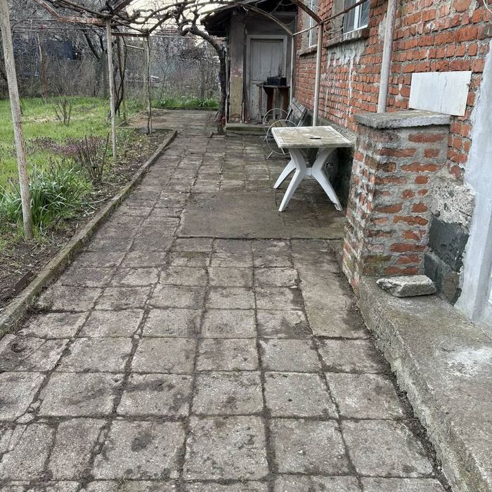 Продава се Къща в Карнобат - 70 кв.м за 1215 €/кв.м - Снимка #3