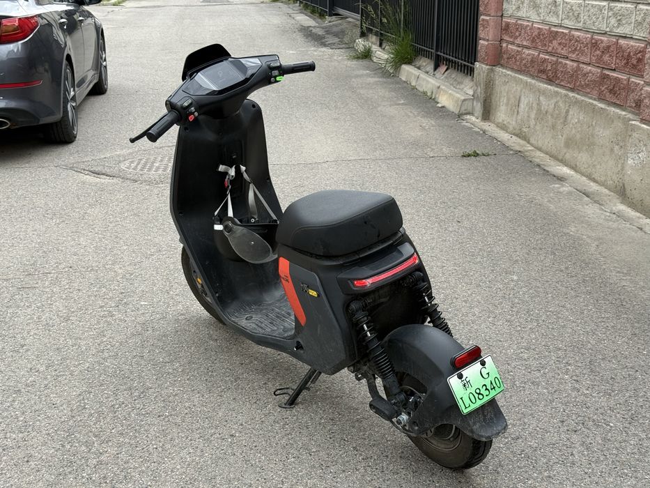 Электромопед Ninebot F90m