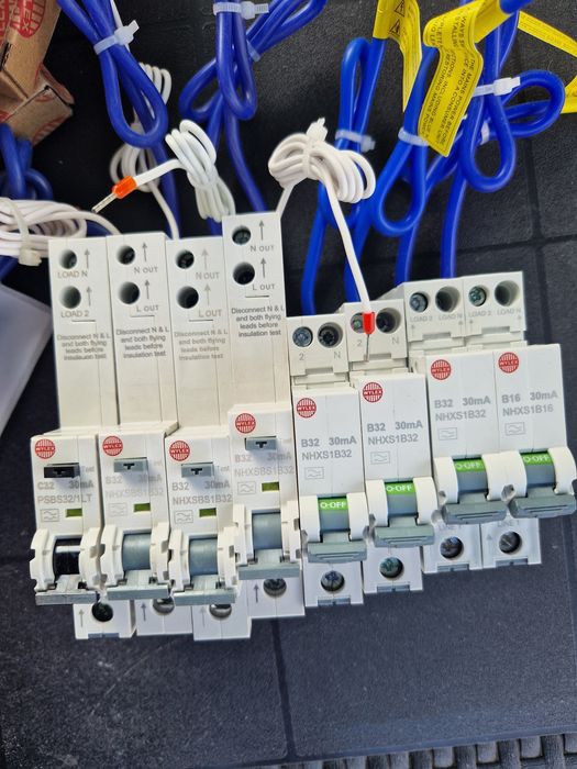 Siguranțe electrice