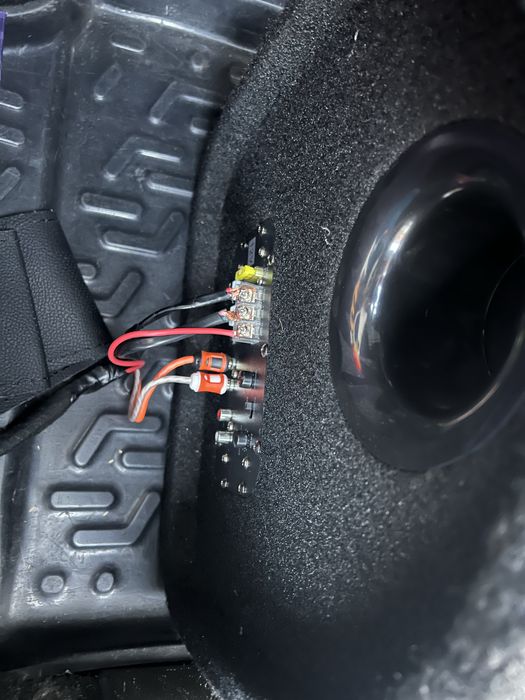 Активный сабвуфер 450 номинал 12 дюм