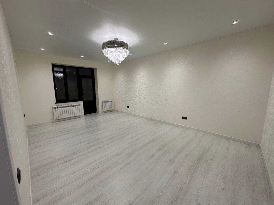 Продаётся 4-х комнатная квартира