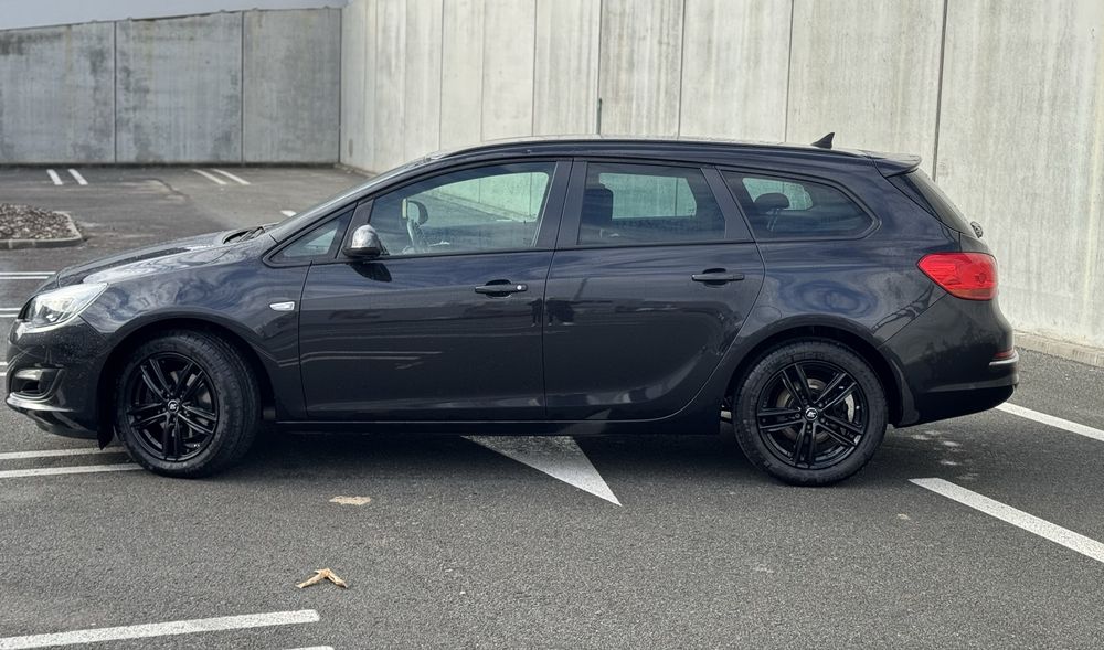 Opel Astra J 2016