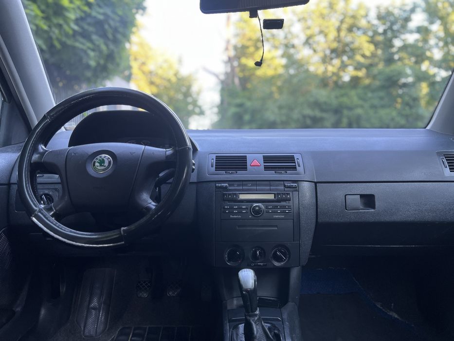 SKODA Fabia 2006 — imagine 4