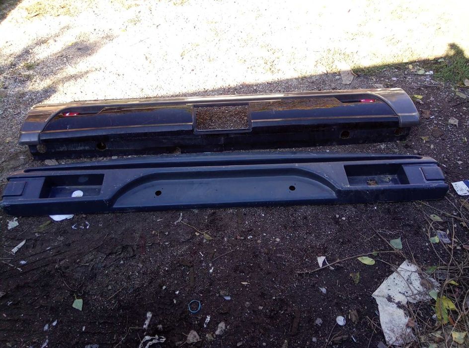 Брони,прозорци,тенти и пластмаси за кемпери и каравани