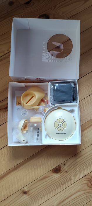 Единична двуфазна електрическа помпа за кърма Medela Swing.