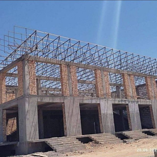 Том навес стадион иссикхона