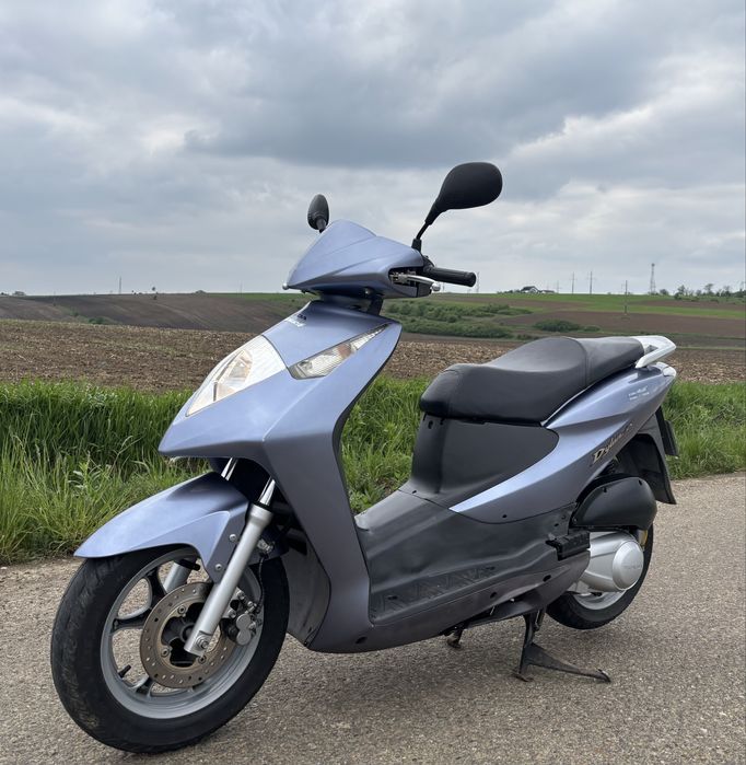 Honda Dylan 125cm  inmatriculat