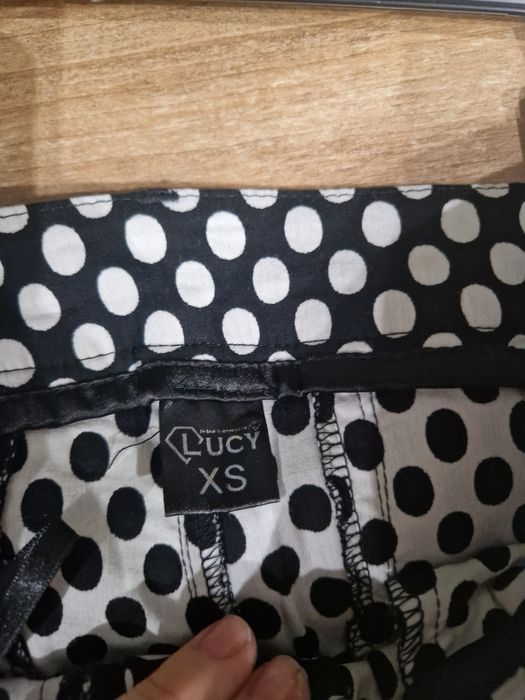 Lucy Fashion - Елегантен панталон на точки черно с бяло