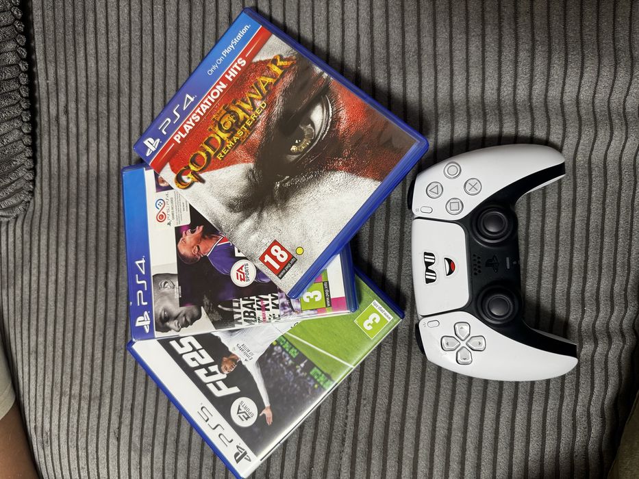 Fc25,Uncharted,God of War ps5,4 Games