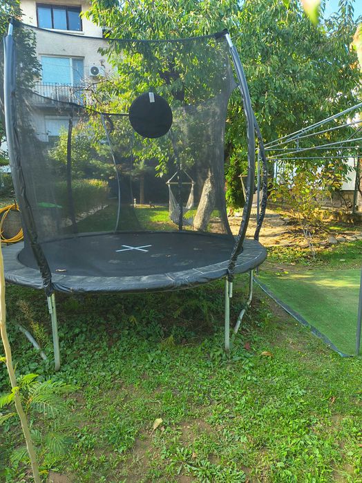 Батут/ трамплин за двор