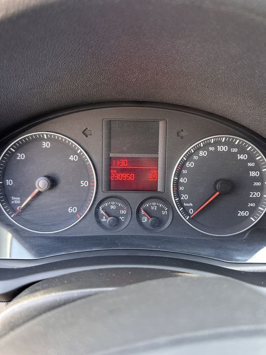 Vand Volkswagen Golf V  1.9 Diesel 105 CP