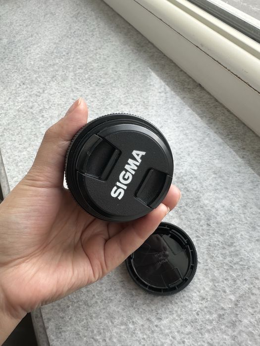 Объектив sigma 30mm