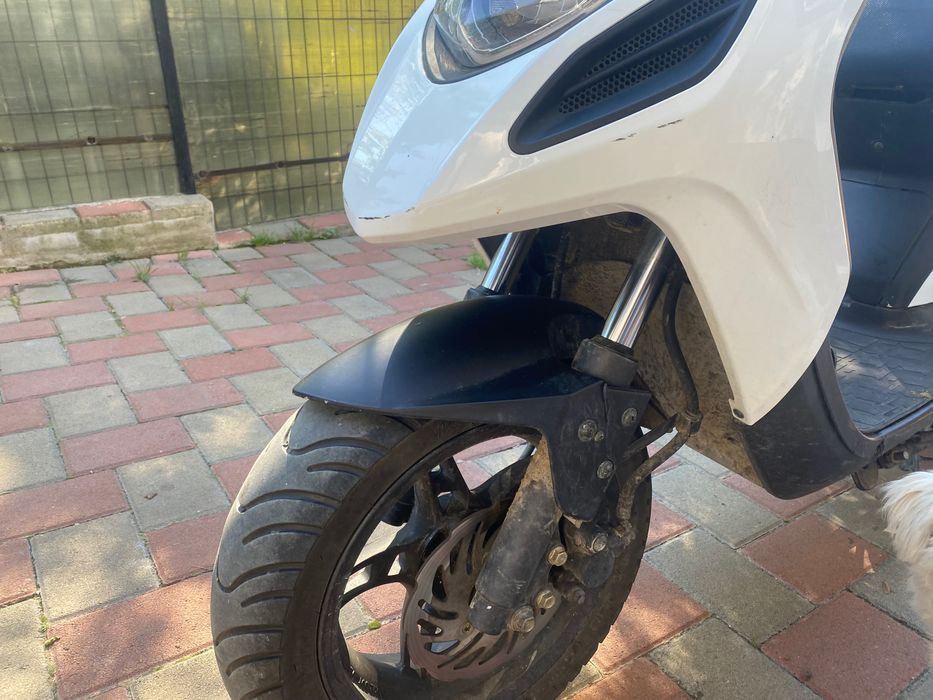 Scuter 49cc funcțional