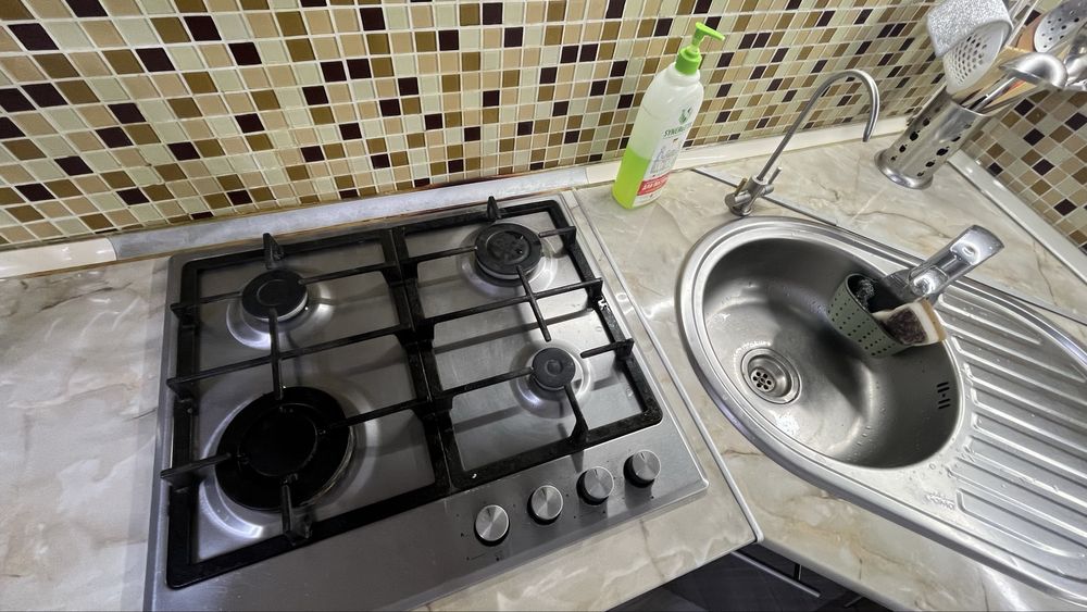 Кухонный гарнитур(б/у). СРОЧНО!