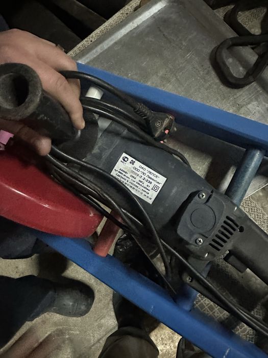 Болгарка ЛЕПСЕ 230