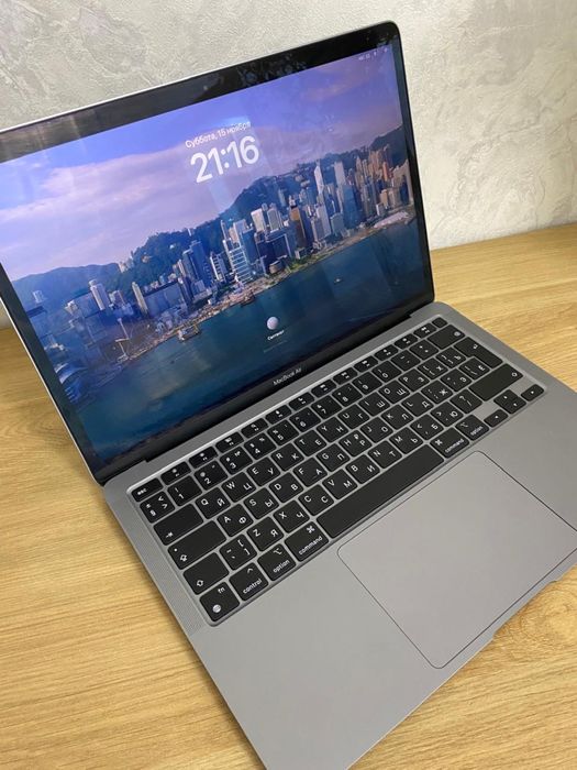 Macbook air в идеальном состоянии