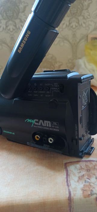 Видеокамера Samsung