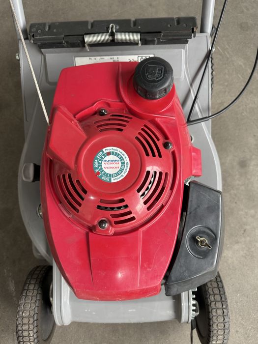 Продавач Косачка HONDA