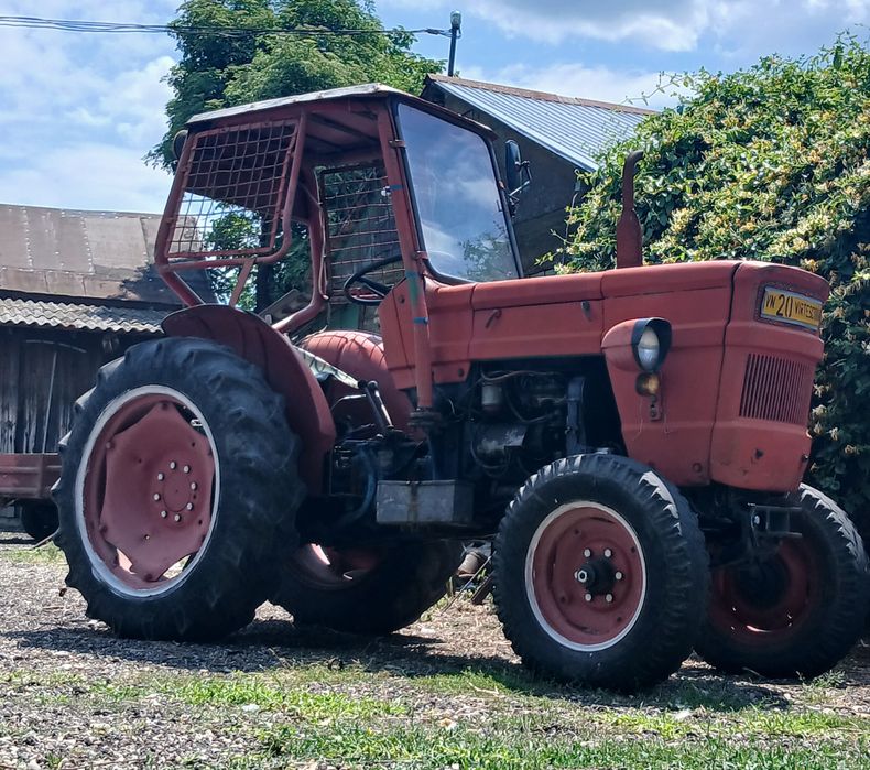 Tractor viticol VR 445
