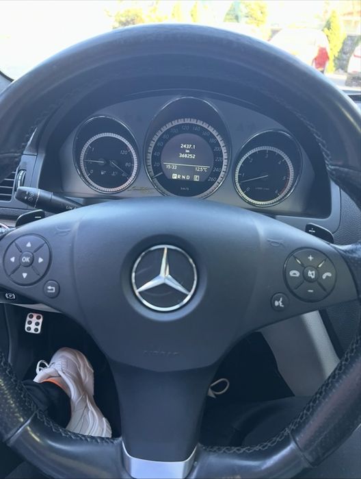 Mercedes C350 V6 2011