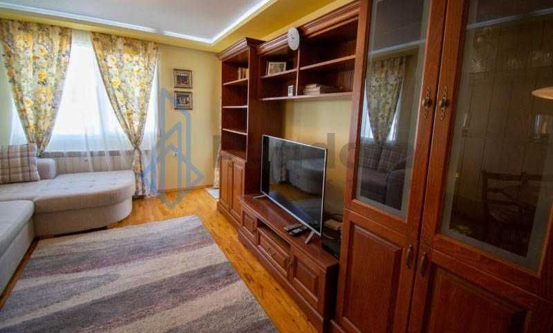 Дава се под наем Двустаен апартамент в София, Банишора - 52 кв.м за 450 € - Снимка #2