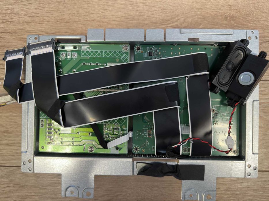 LENOVO Legion R27i-30 - 27” IPS – за ремонт / части