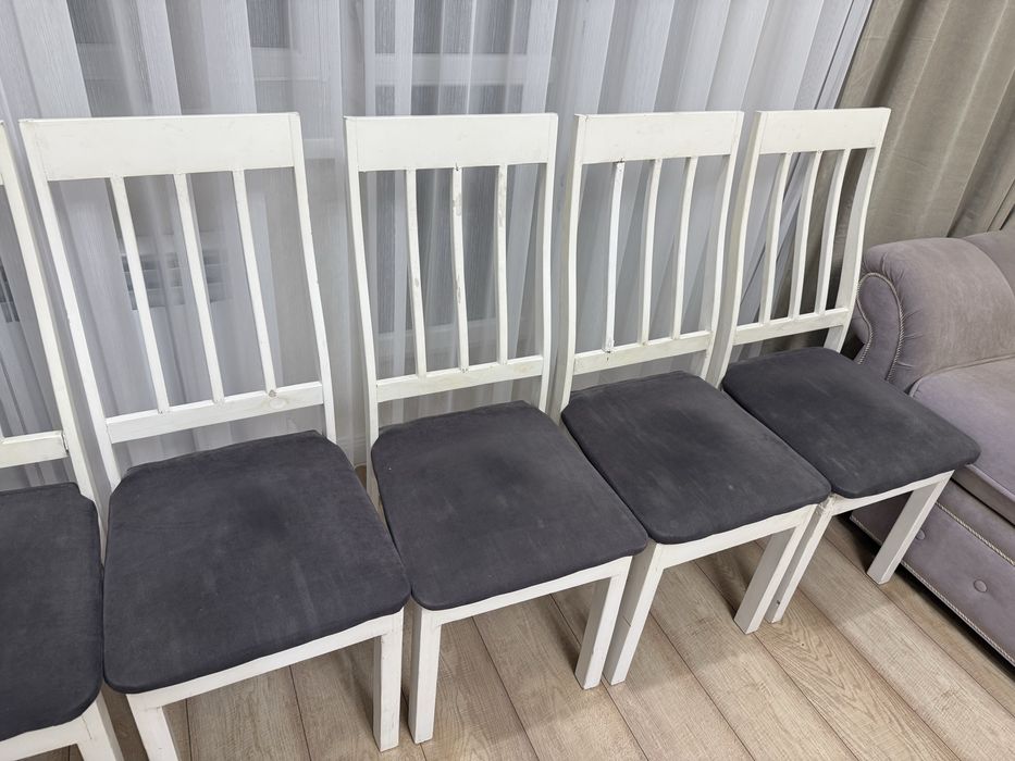 Стулья для гостинной