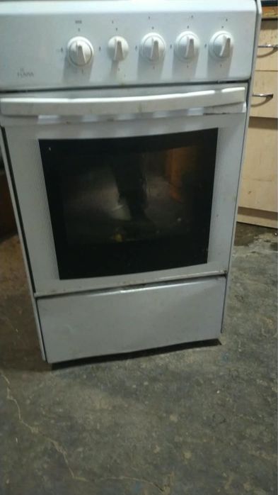 Продам газ плиту для кухни