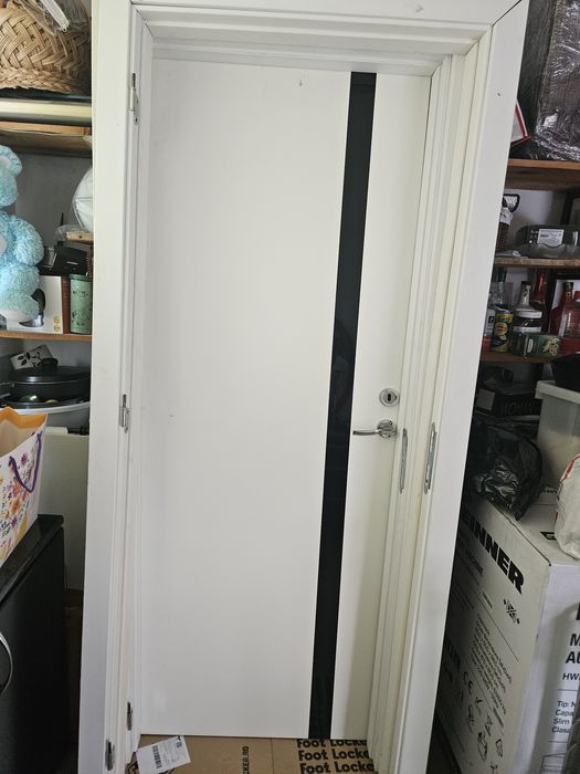 Uși  de interior noi nemontate