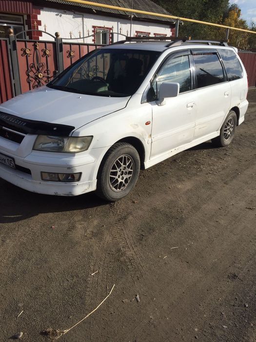 Митсубиси   шариот