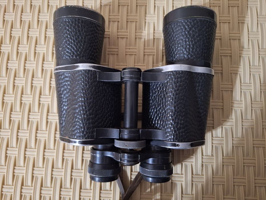 Бинокль ссср продаю.