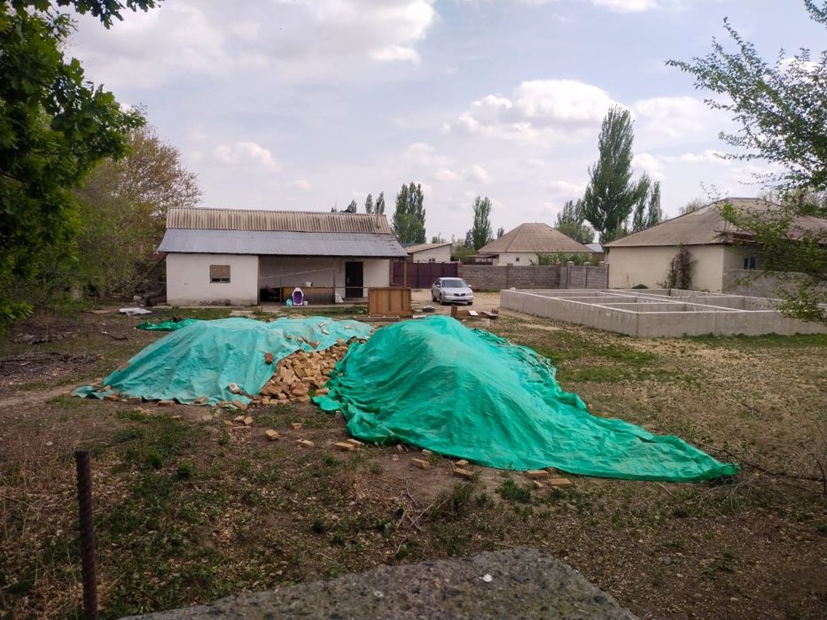 Уй сатылады
20 соти же