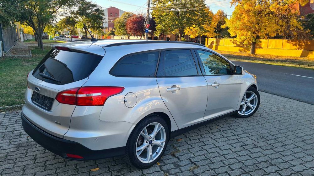 FORD Focus 2018 — imagine 3