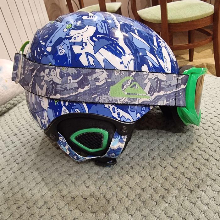 Каска за ски quicksilver