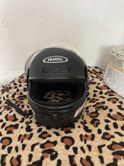 Шлем хороший срочна