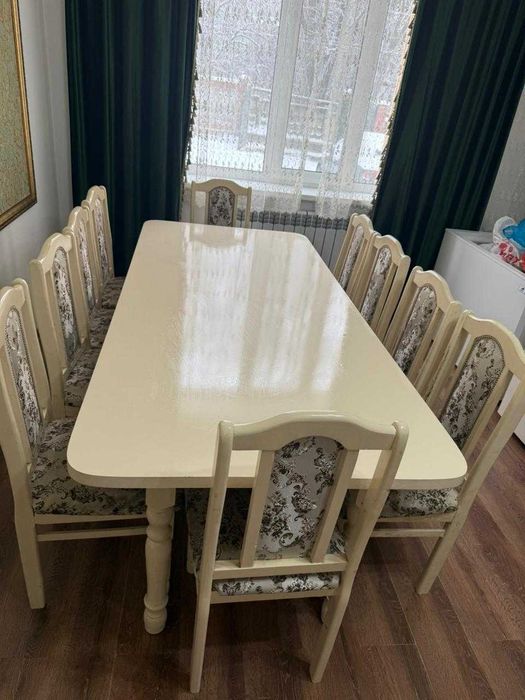 стол со стульями