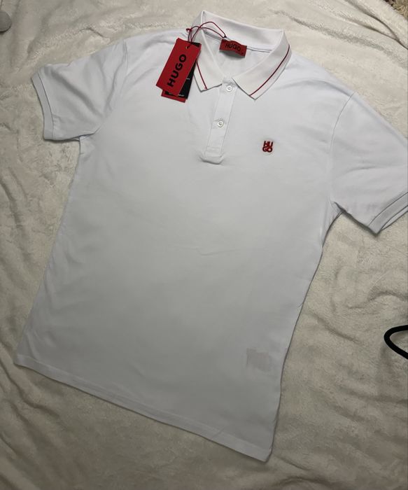 Tricou hugo boss cu guler