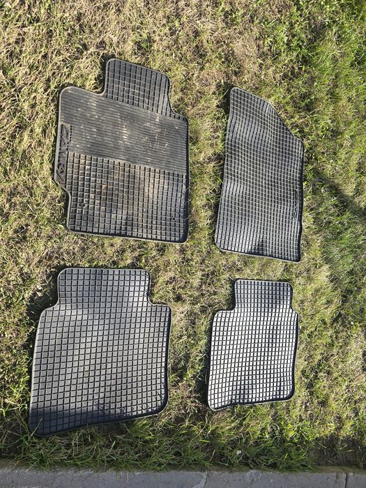 Полики на камри 40-45