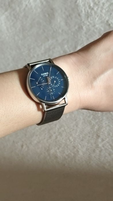 Часы Casio WR 50M  водонепроницаемые